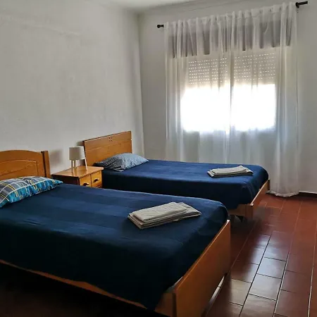 Apartment Chinha *